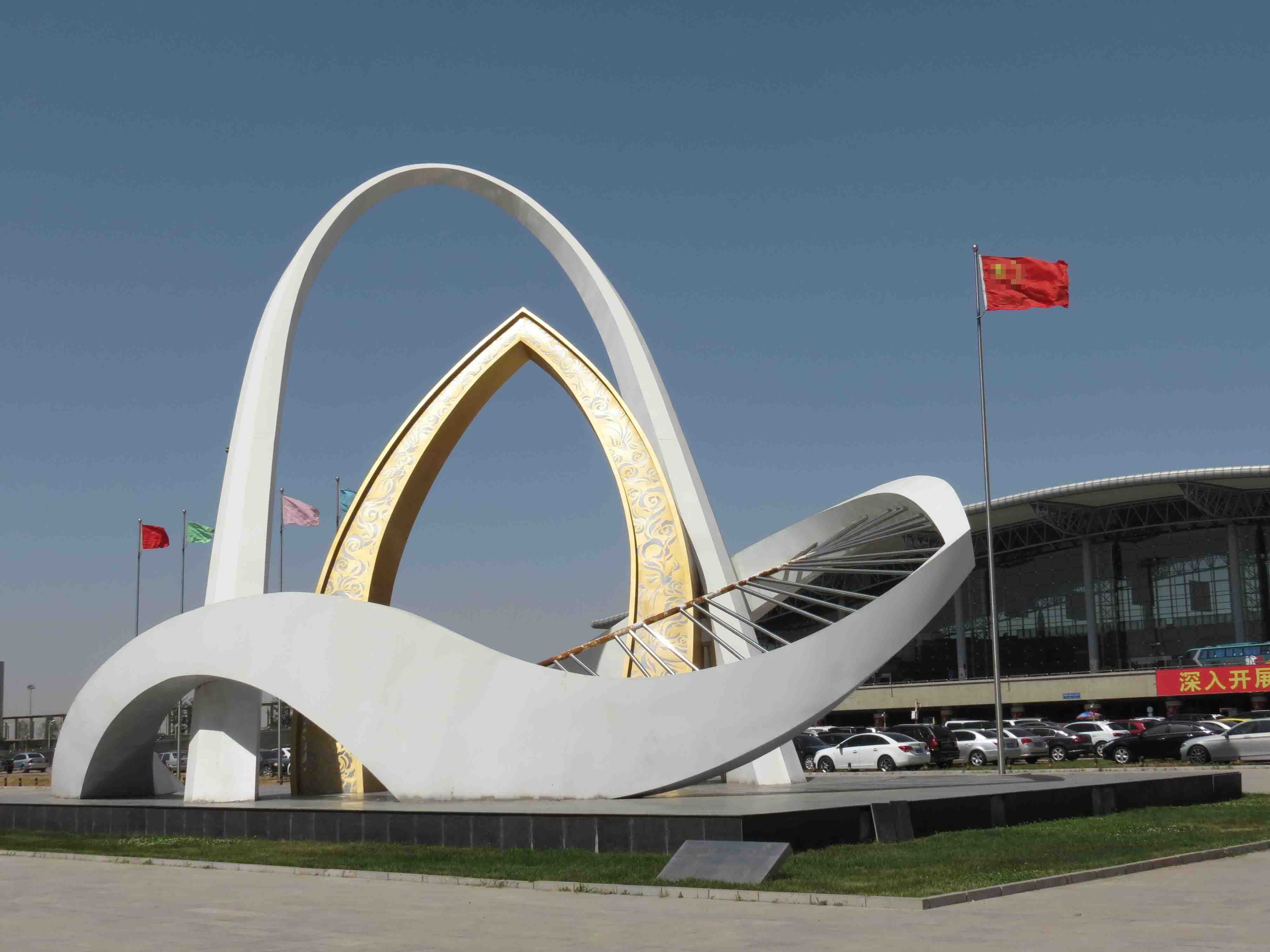 機(jī)場(chǎng)景觀雕塑，機(jī)場(chǎng)不銹鋼標(biāo)志，廣場(chǎng)大型標(biāo)志