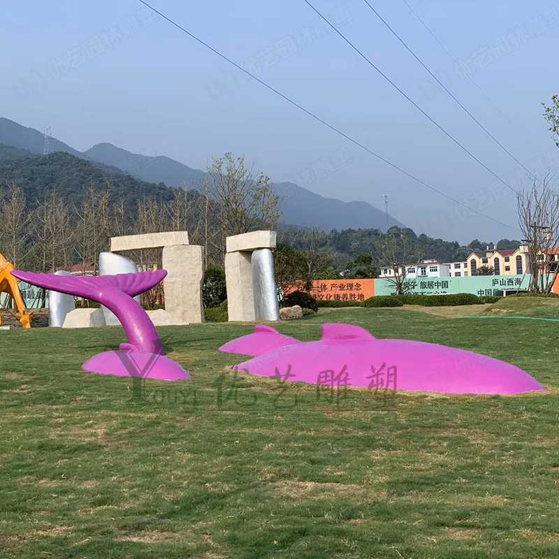 小區(qū)景觀雕塑規(guī)劃時要注意什么呢？